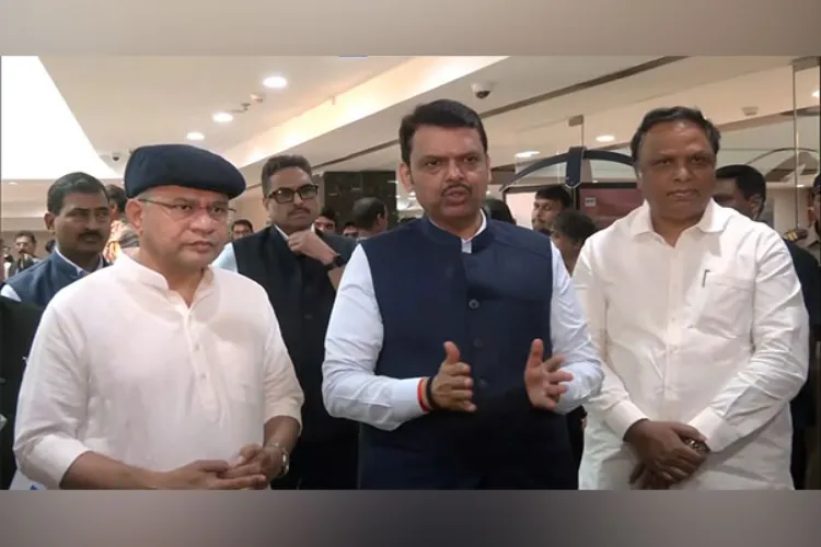 Ashwini Vaishnaw and Devendra Fadnavis inaugurate Indian Institute of Creative Technologies (IICT)