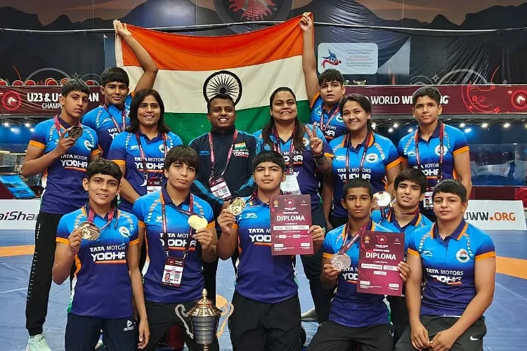 India Women's U-17 Wrestling team (file)