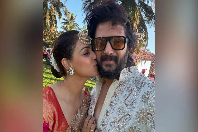 Bollywood actors Riteish Deshmukh and Genelia Deshmukh