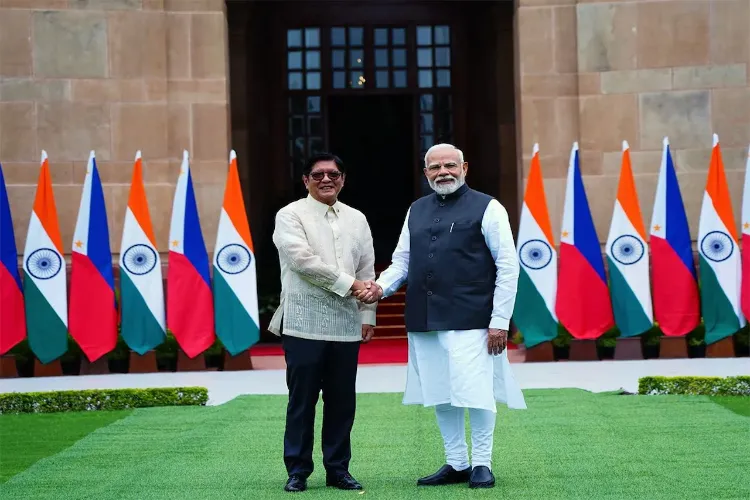 PM Modi and Philippine President Ferdinand R Marcos Jr.