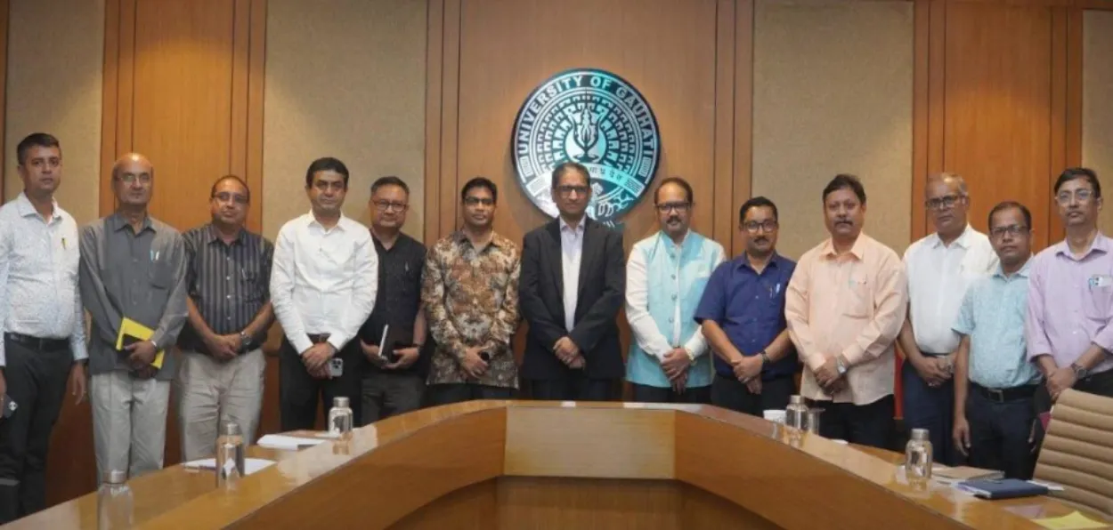  Bangladesh High Commissioner to India, Muhammed Riaz Hamidullah (In the center) with eminent citizens including the author in Guwahati