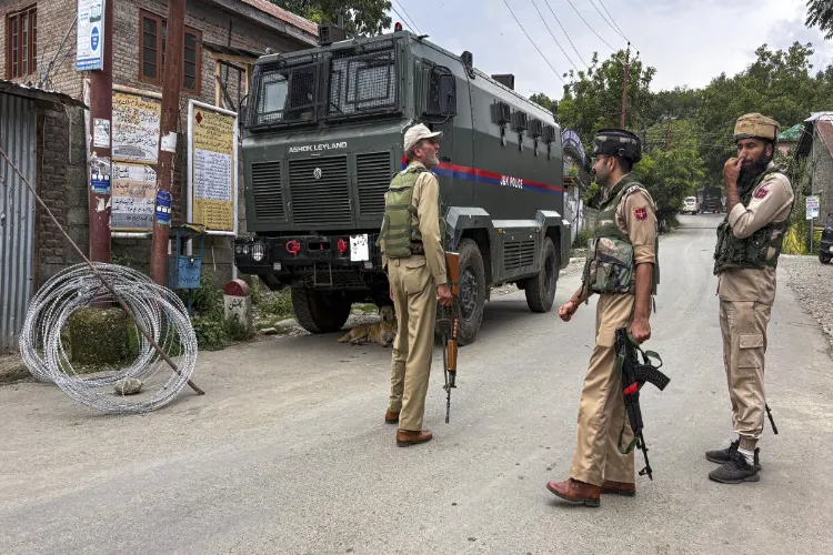 J&K Police raid 26 houses linked to alleged terror-network in Kishtwar (file)
