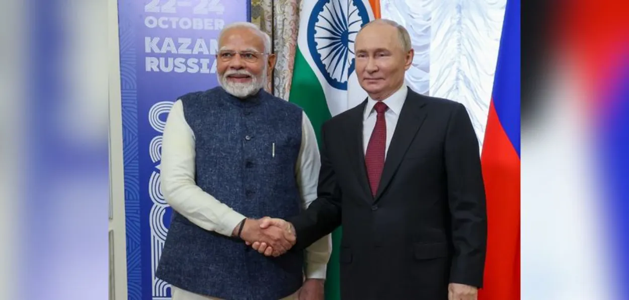 Prime Minister Narendra Modi with Russian President Vladimir Putin (File)