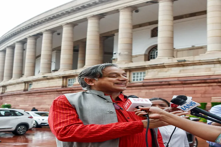 Congress MP Shashi Tharoor (file)