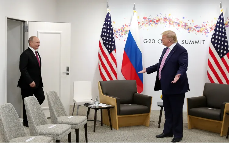  Russia's President Vladimir Putin and U.S. President Donald Trump on the sidelines of the G20 summit in Osaka, Japan (file)