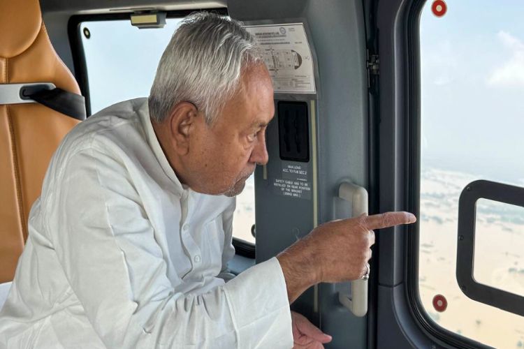 Bihar Chief Minister Nitish Kumar conducted an aerial survey of the flood-affected districts