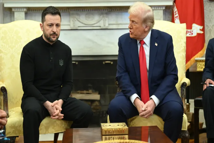 US President Donald Trump and Ukraine President Volodymyr Zelensky (file)
