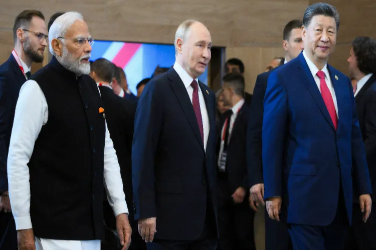 PM Narendra Modi with Chinese President Xi Jinping and Russian President Vladimir Putin (file)
