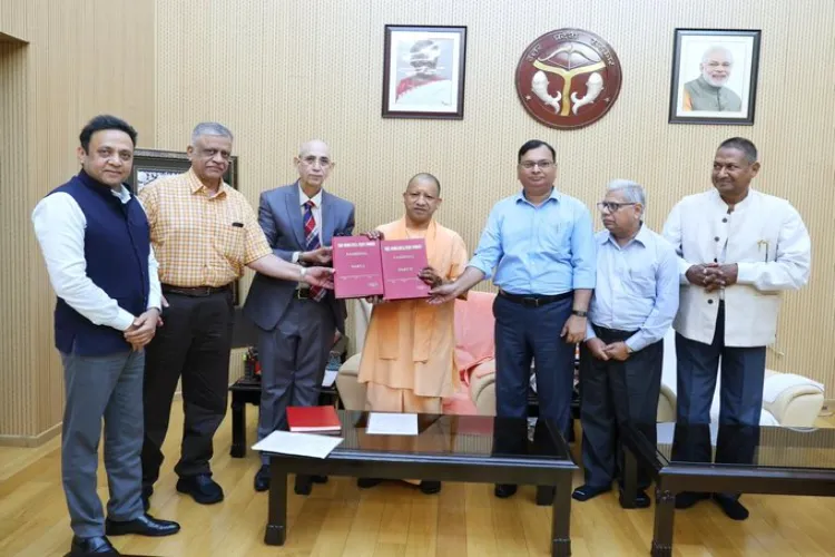 Members submitting a report on Sambhal riots to UP CM Yogi Adityanath