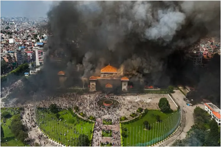 Supreme Court of Nepal set on fire