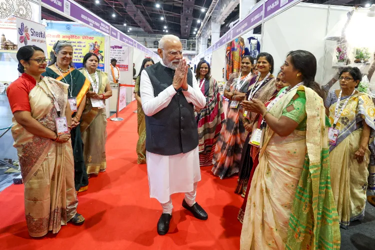 PM Modi at UP International Trade Show