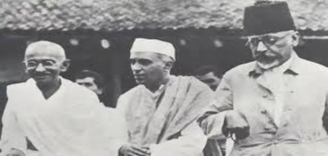 Mahatma gandhi with Pt Jawaharlal Nehru and Maulana Abul Kalam Azad