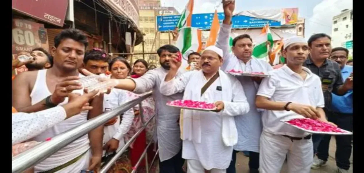 Muslims serving Shiva devotee during a pilgrimage in Uttar Pradesh