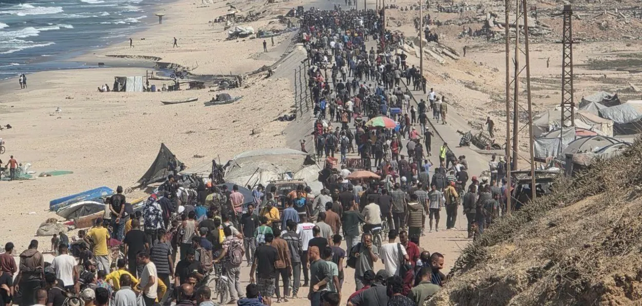 Displaced People of Gaza start their journey home after ceasefire