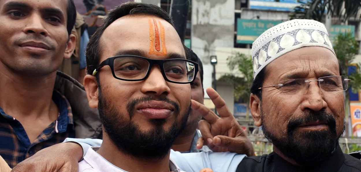 A representative picture of Hindu-Muslim unity