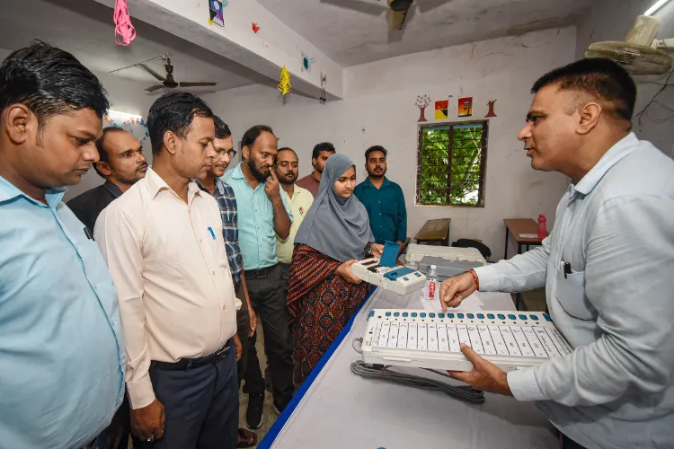 atna: Election officials attend a training session ahead of the Bihar Assembly elections, in Patna