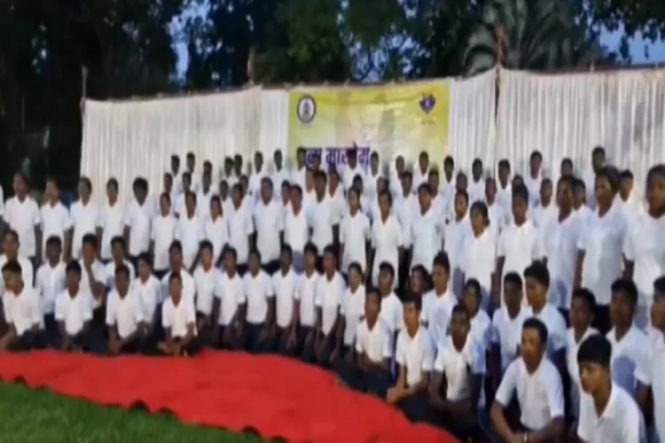 103 Maoists who surrendered in Bastar