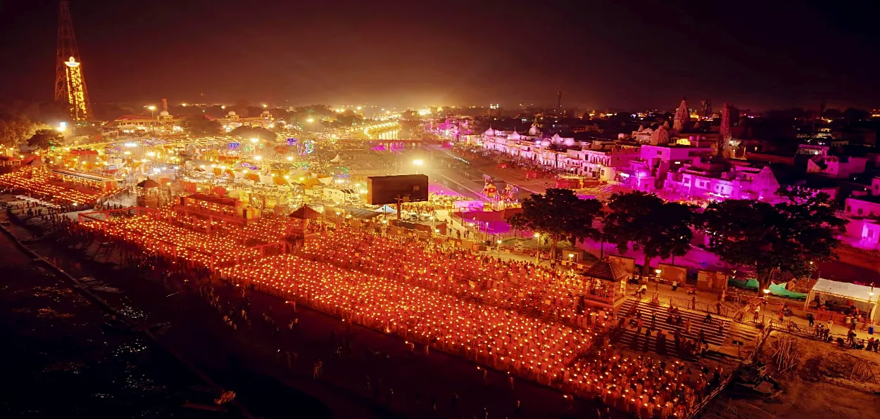 Lighting thousands of lamps in Ayodhya on Diwali eve (File)