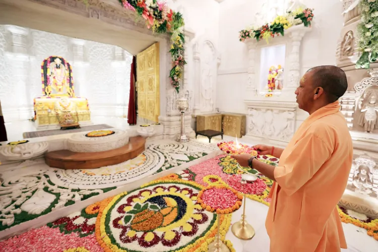 UP Chief Minister Yogi Adityanath at  Many Devotees on Sunday flocked to Shri Ram Janmabhoomi Temple 