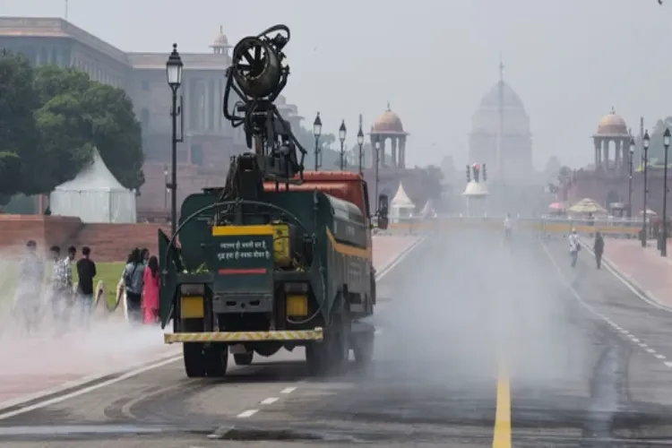 Delhi AQI drops