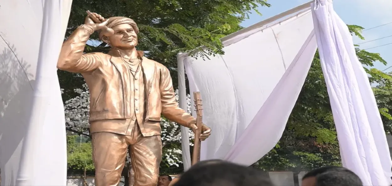 Zubeen Garg's statue at Kahilipara, Assam, unveiled