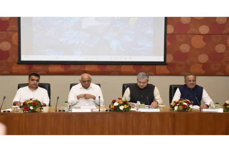 Union Minister for Electronics and Information Technology, Ashwini Vaishnaw, Chief Minister Bhupendra Patel, Deputy Chief Minister Harsh Sanghavi, and Science & Technology Minister Arjun Modhwadia.