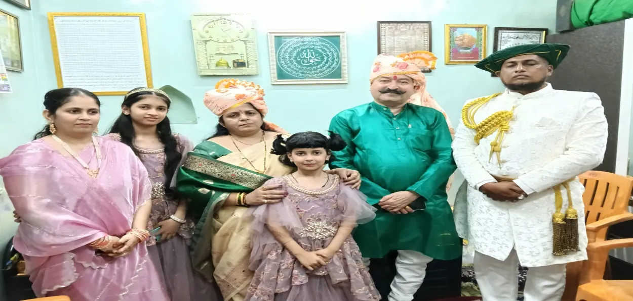 Sohail Shamshuddin Shaikh with Fattesingh Raje Bhosale at Pune