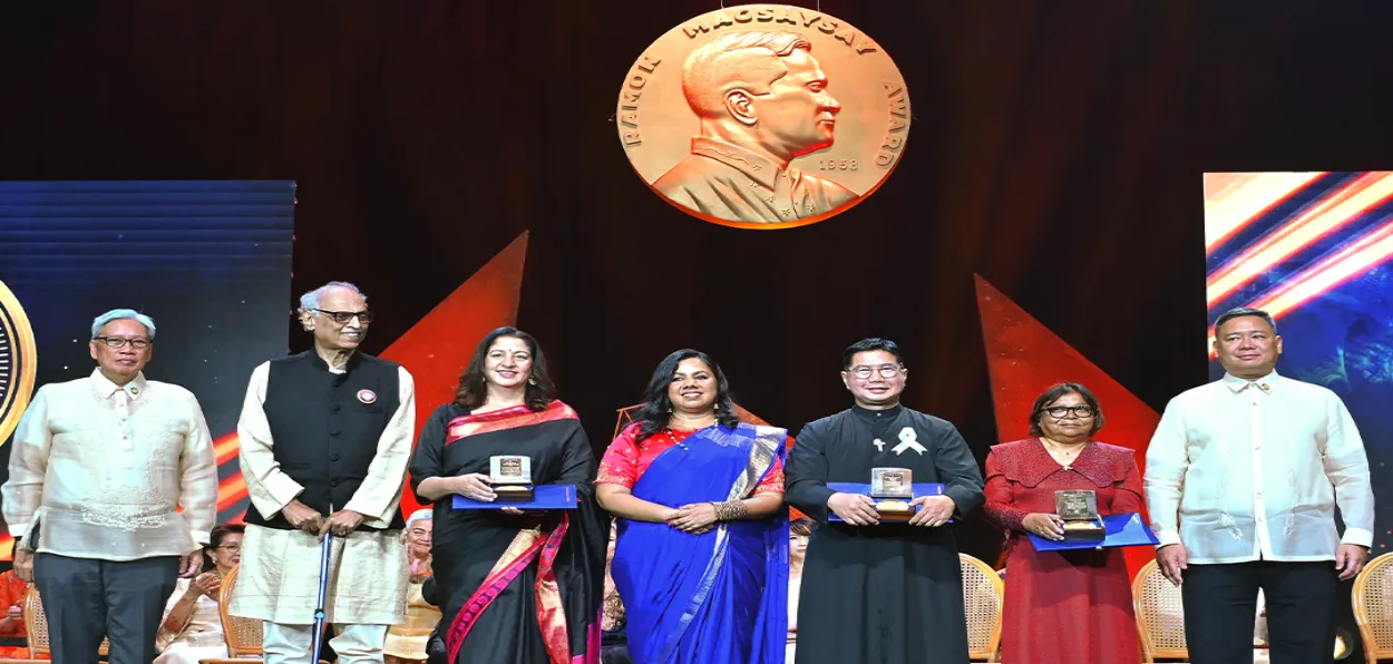  Ramon Magsaysay Award 2025 ceremony: (Left to right) O. Chua (RMAF Chairperson), Foundation to Educate Girls Globally Chairperson Ujwal Thakar, Founder Safeena Husain and Gayatri Nair Lobo, with other recipients