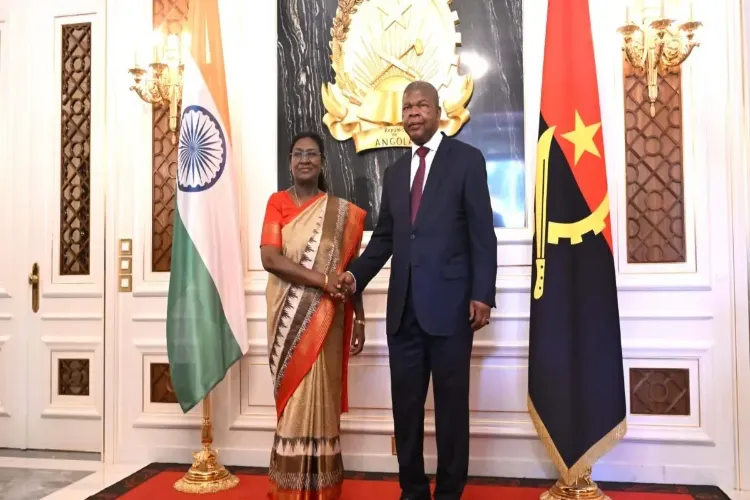 President Droupadi Murmu with Angolan President João Manuel Goncalves Lourenco