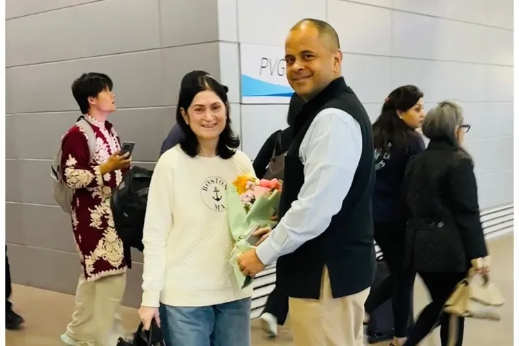 Consul General of India in Shanghai, Pratik Mathur welcoming the first batch of passengers arriving from New Delhi