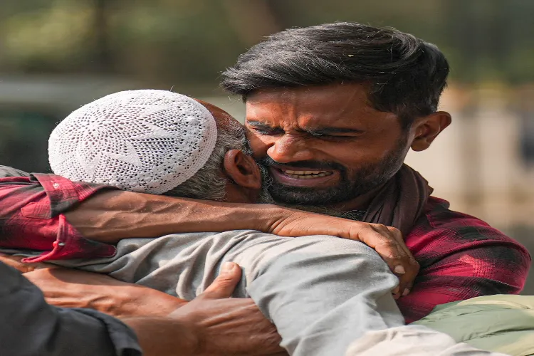  Relatives of Nouman, who died in the blast near Red Fort, outside a mortuary at Maulana Azad Medical College, New Delhi
