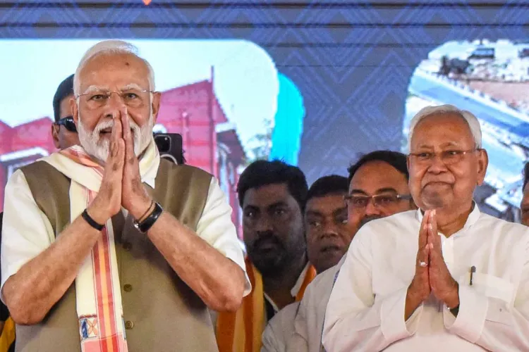 Prime Minister Narendra Modi and Bihar Chief Minister Nitish Kumar