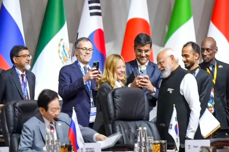 PM Modi meets world leaders on G20 sidelines in Johannesburg