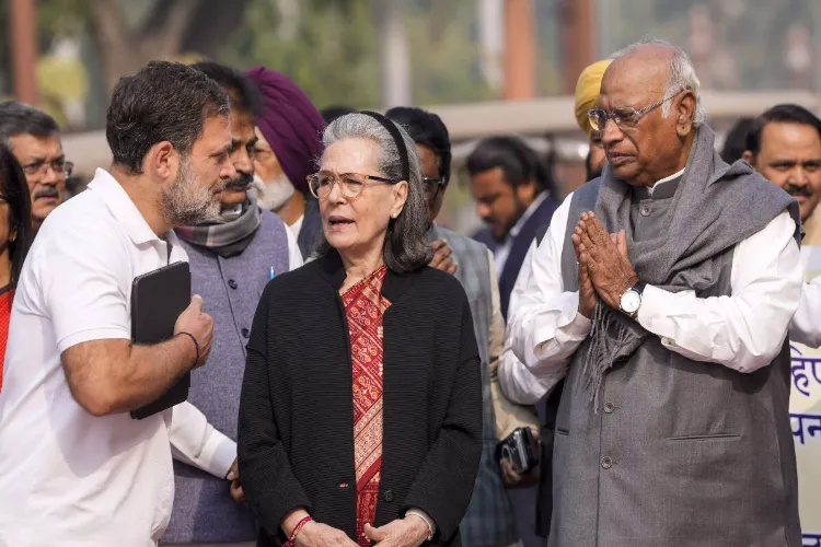 Rahul Gandhi, Sonia Gandhi and Mallikarjun Khjarge