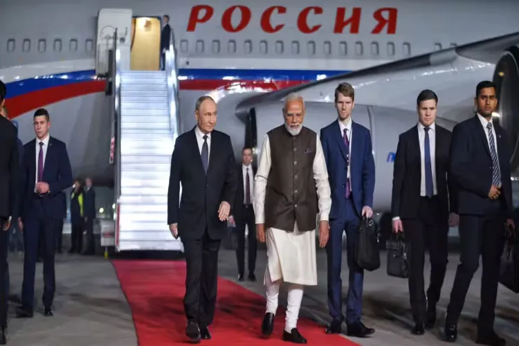 PM Narendra Modi with Russian President Vladimir Putin