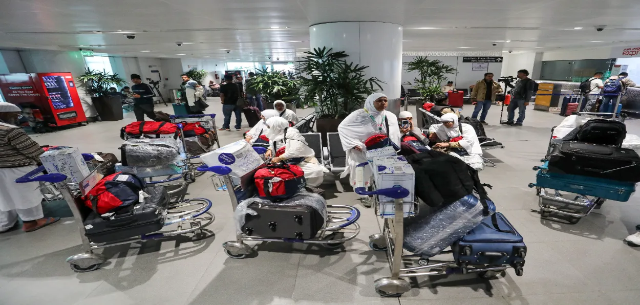 Saudi-bound Umrah pilgrims stranded at Delhi Airport due to Indigo Airlines mass flight cancellations