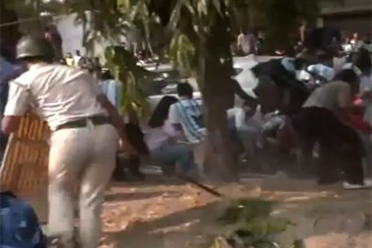 Police use mild force to disperse crowd outside Messi's Kolkata hotel after star leaves city