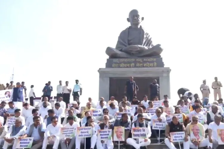 Karnataka Congress holds protest in Belagavi over National Herald case, MGNREGA renaming