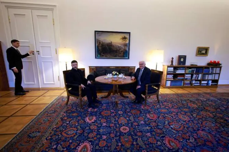German President Steinmeier and Ukraine's President Zelenskiy meet at Bellevue Castle, Germany. (Pool)