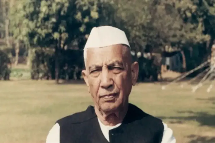  Former Prime Minister and Bharat Ratna awardee Chaudhary Charan Singh