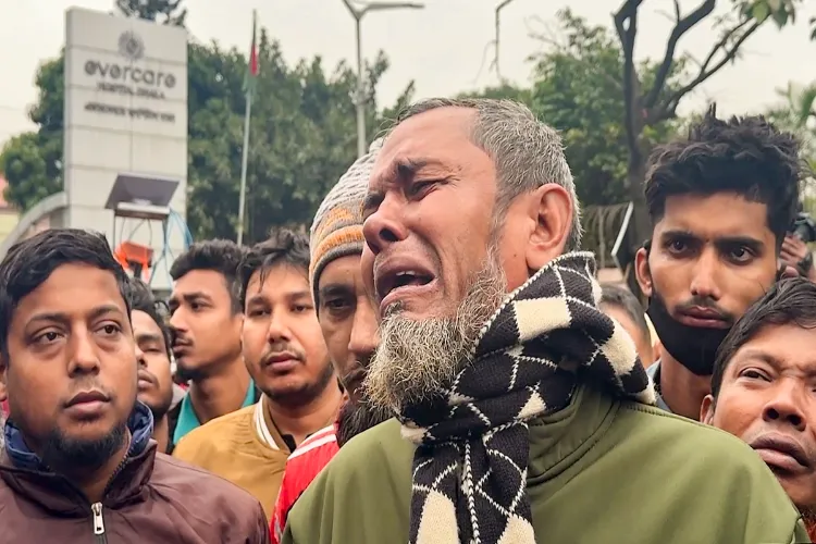  People express grief after Bangladesh's former Prime Minister Khaleda Zia passed away at 80, in Dhaka, Bangladesh