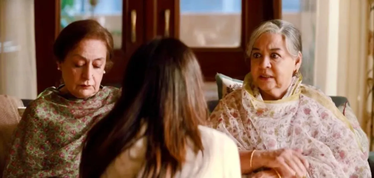 Dolly Ahluwalia and Farida Jalal in The Great Shamsuddin Family movie 