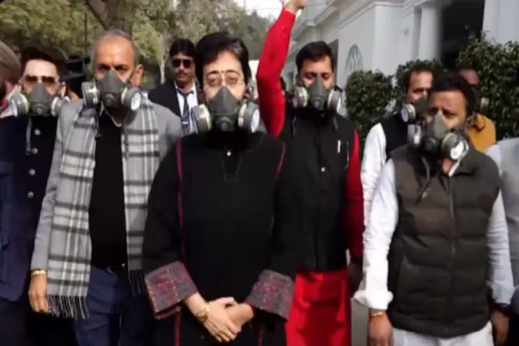 The Aam Aadmi Party (AAP) staged a protest at the Delhi Assembly premises, highlighting the rising air pollution
