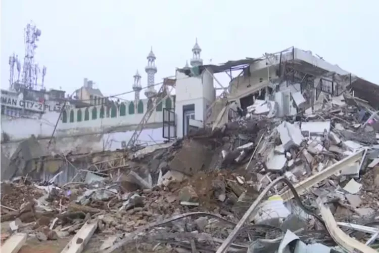 Faiz-e-Elahi Masjid, Turkman Gate 