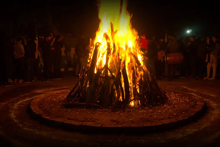 Lohri 2026 Date: Lohri is a folk and harvest festival that marks the conclusion of the winter solstice.