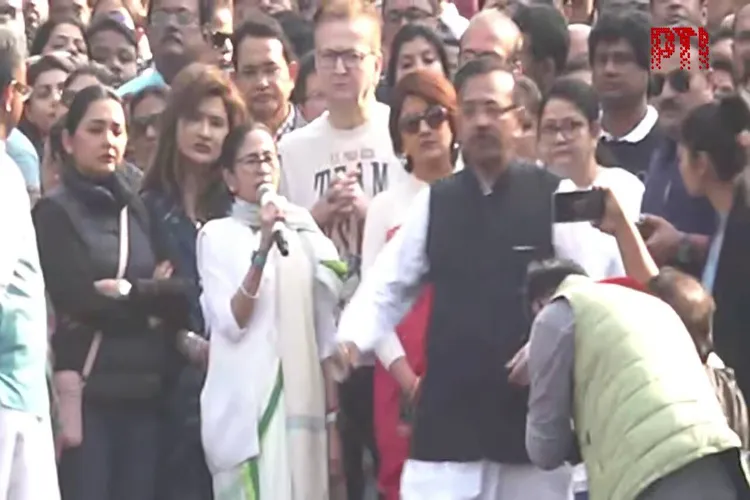 West Bengal Chief Minister Mamata Banerjee on Friday led a protest march in south Kolkata against the Enforcement Directorate’s searches