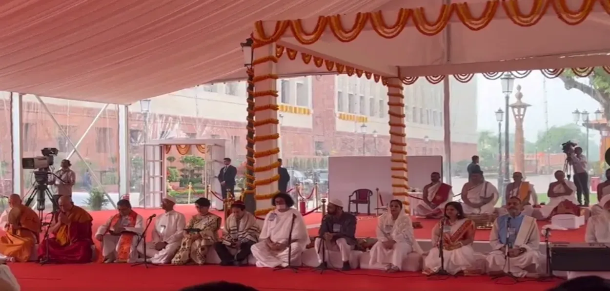 Leaders of 12 religions joinin the Sarv Dharma (All religion) prayers at the inauguration of New Parliament building in New delhi