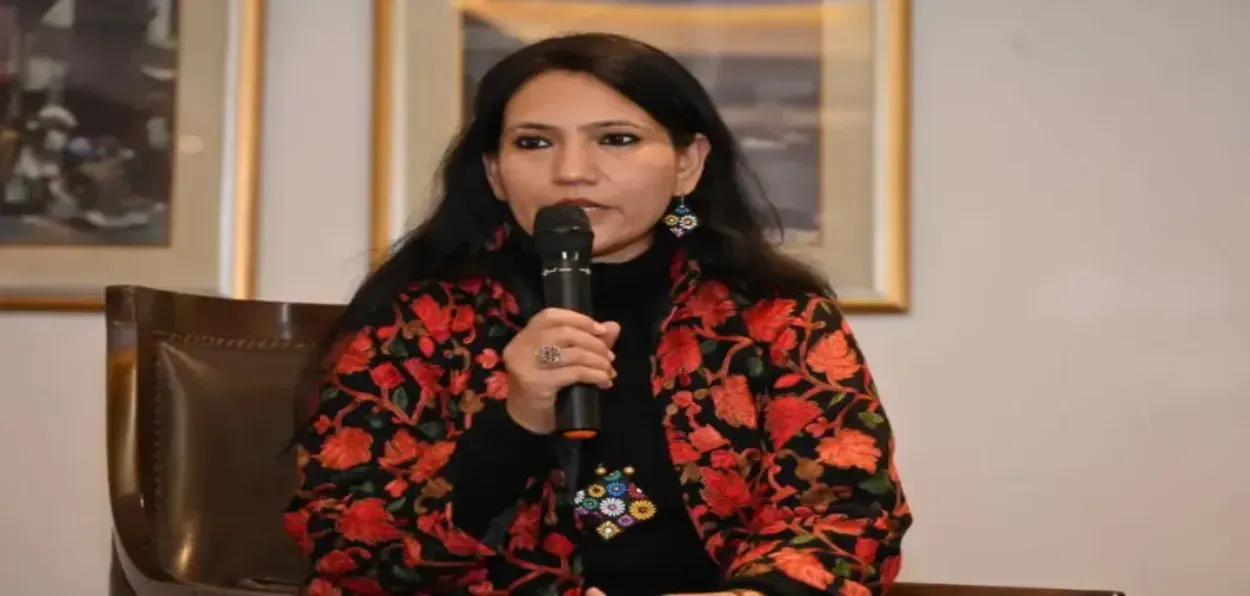 Tanseem Khan, Writer-Journalist