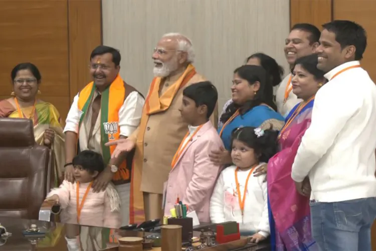 Prime Minister Narendra Modi met and interacted with the family members of newly appointed BJP national president Nitin Nabin
