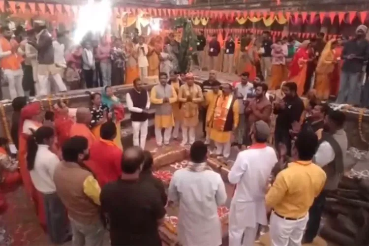 Basant Panchami celebrations begin at Bhojshala-Kamal Maula in Dhar following SC order